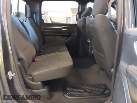 ✅ 2021 Ram 1500 Big Horn • VIN: 1C6SRFFT2MN808269 • Lot: 43218757. Listed on IAAI with 31,503 mi. Free auction sales archive from the USA and detailed vehicle history report at DreamBid. Image 8.