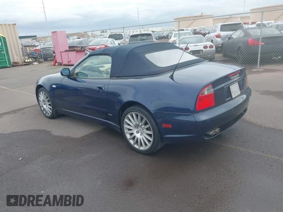 ✅ 2002 MASERATI M138 SPYDER • VIN: ZAMBB18A520006915 • Lot: 41391348. Listed on IAAI with 61,385 mi. Free auction sales archive from the USA and detailed vehicle history report at DreamBid. Image 3.