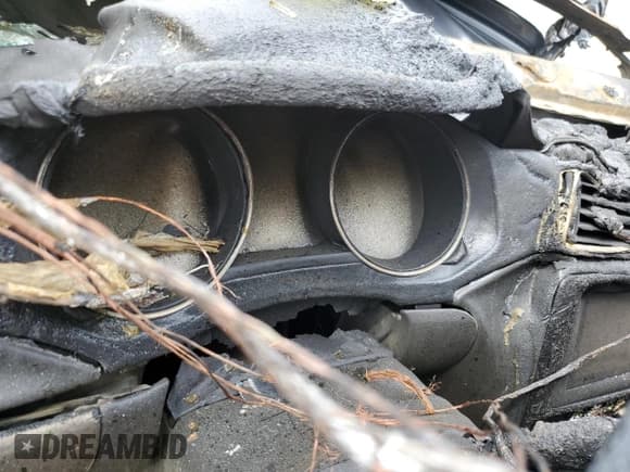 ✅ 2015 Volkswagen Jetta S • VIN: 3VWLA7AJ8FM279596 • Lot: 59297955. Wystawiony na Copart z przebiegiem Nie podano. Bezpłatny archiwum sprzedaży aukcyjnych z USA i szczegółowy raport historii pojazdu na DreamBid. Zdjęcie 9.