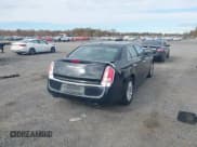 ✅ 2014 Chrysler 300 Uptown Edition • VIN: 2C3CCAAG7EH200869 • Лот: 43549692. Опубликован ранее на IAAI с пробегом 184 664 миль. Бесплатный доступ к архиву аукционных продаж из США и подробный отчёт об истории автомобиля на DreamBid. Изображение 4.