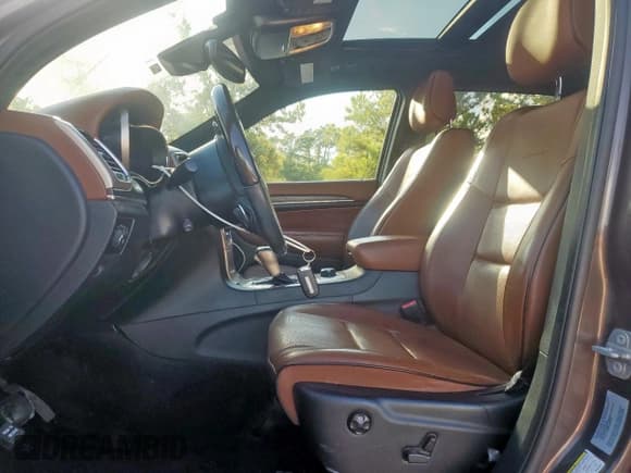 ✅ 2017 Jeep Grand Cherokee Summit • VIN: 1C4RJFJT0HC923007 • Лот: 81508845. Опубликован ранее на Copart с пробегом 119 529 миль. Бесплатный доступ к архиву аукционных продаж из США и подробный отчёт об истории автомобиля на DreamBid. Изображение 7.