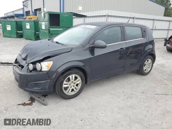 2013 Chevrolet Sonic LT with VIN 1G1JD6SB2D4162018, listed as a Copart auction lot 81661444 with 129,393 mi miles and Salvage title. Bid and sale history available at DreamBid. Image 1.