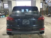✅ 2016 Porsche Cayenne Turbo • VIN: WP1AC2A2XGLA86089 • Lot: 88447515. Wystawiony na Copart z przebiegiem Nie podano. Bezpłatny archiwum sprzedaży aukcyjnych z USA i szczegółowy raport historii pojazdu na DreamBid. Zdjęcie 6.