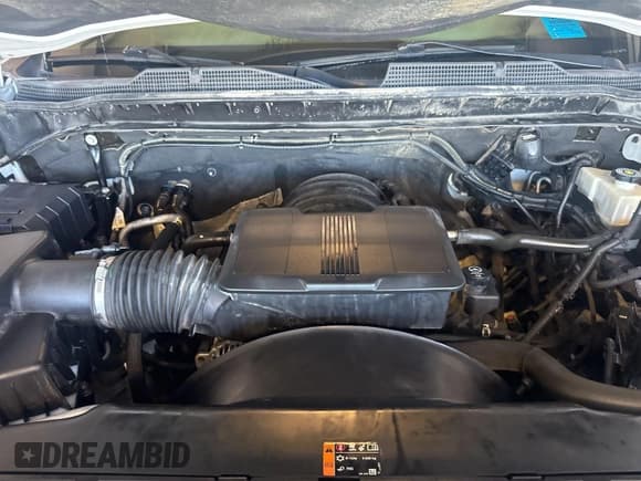 ✅ 2020 Chevrolet Silverado 2500HD LT • VIN: 1GC1YNE70LF265681 • Lot: 43028628. Wystawiony na IAAI z przebiegiem 141 919 mil. Bezpłatny archiwum sprzedaży aukcyjnych z USA i szczegółowy raport historii pojazdu na DreamBid. Zdjęcie 1.