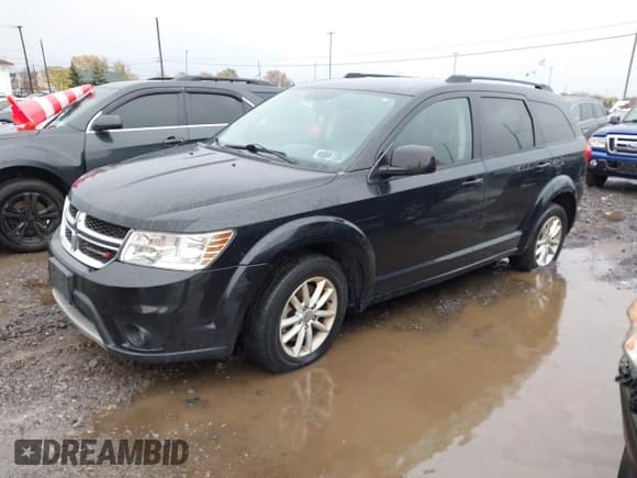 ✅ 2012 Dodge Journey SXT • VIN: 3C4PDCBG5CT341304 • Lot: 43685202. Listed on IAAI with 102,031 mi. Free auction sales archive from the USA and detailed vehicle history report at DreamBid. Image 2.