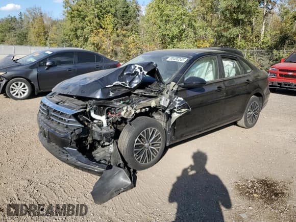 ✅ 2020 Volkswagen Jetta SEL • VIN: 3VWEB7BU3LM028284 • Lot: 80486245. Listed on Copart with 93,052 mi. Free auction sales archive from the USA and detailed vehicle history report at DreamBid. Image 1.