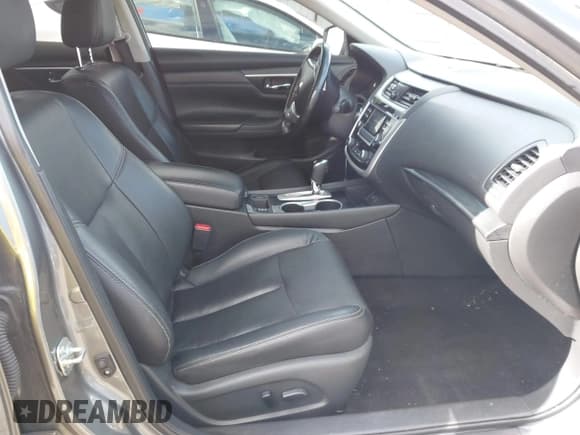 ✅ 2018 Nissan Altima SV • VIN: 1N4AL3APXJC270514 • Лот: 43548072. Опубликован ранее на IAAI с пробегом 128 296 миль. Бесплатный доступ к архиву аукционных продаж из США и подробный отчёт об истории автомобиля на DreamBid. Изображение 5.