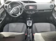 ✅ 2017 Toyota Yaris L • VIN: VNKKTUD38HA077420 • Lot: 92651475. Wystawiony na Copart z przebiegiem 125 390 mil. Bezpłatny archiwum sprzedaży aukcyjnych z USA i szczegółowy raport historii pojazdu na DreamBid. Zdjęcie 8.