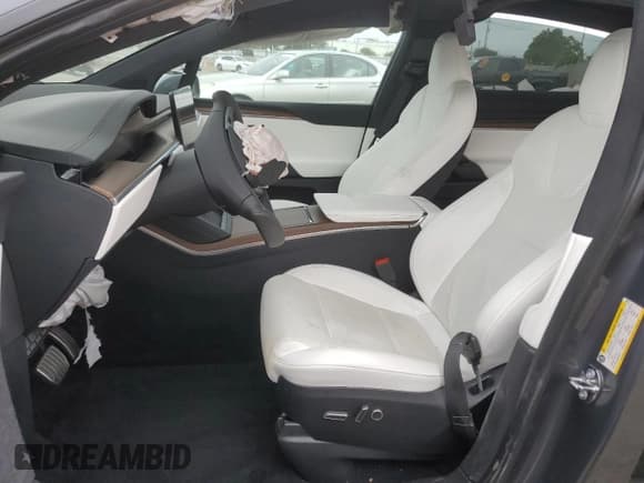 ✅ 2022 Tesla Model X • VIN: 7SAXCDE57NF349251 • Lot: 86463865. Listed on Copart with 57,654 mi. Free auction sales archive from the USA and detailed vehicle history report at DreamBid. Image 7.