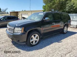✅ 2008 Chevrolet Suburban LTZ • VIN: 1GNFK16348R243935 • Lot: 70821505. Wystawiony na Copart z przebiegiem 169 190 mil. Bezpłatny archiwum sprzedaży aukcyjnych z USA i szczegółowy raport historii pojazdu na DreamBid. Zdjęcie 1.