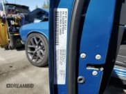 ✅ 2023 Dodge Challenger R/T • VIN: 2C3CDZBT4PH559123 • Lot: 60474744. Wystawiony na Copart z przebiegiem 6 247 mil. Bezpłatny archiwum sprzedaży aukcyjnych z USA i szczegółowy raport historii pojazdu na DreamBid. Zdjęcie 13.