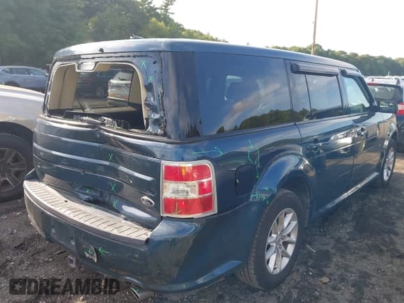 ✅ 2016 Ford Flex SE • VIN: 2FMGK5B84GBA19129 • Lot: 43160482. Listed on IAAI with 97,767 mi. Free auction sales archive from the USA and detailed vehicle history report at DreamBid. Image 4.