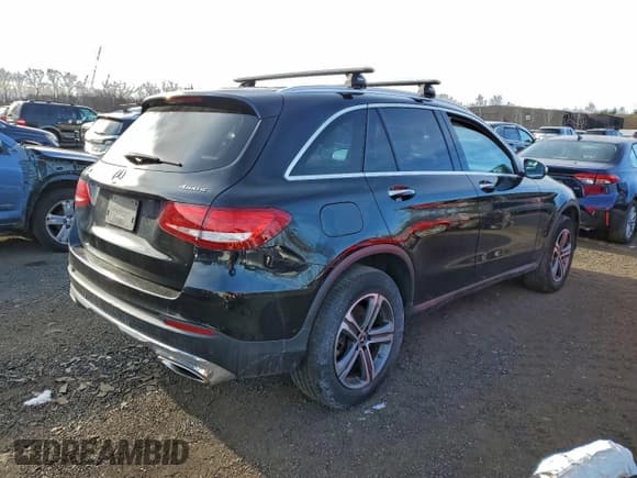 ✅ 2019 Mercedes-Benz GLC 300 • VIN: WDC0G4KB3KV166028 • Лот: 94652465. Опубликован ранее на Copart с пробегом 188 883 миль. Бесплатный доступ к архиву аукционных продаж из США и подробный отчёт об истории автомобиля на DreamBid. Изображение 3.