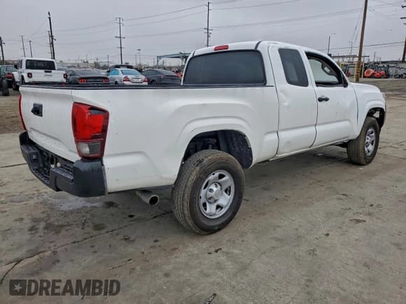 ✅ 2023 Toyota Tacoma SR • VIN: 3TYRX5GN1PT090899 • Лот: 94352385. Опубликован ранее на Copart с пробегом 22 723 миль. Бесплатный доступ к архиву аукционных продаж из США и подробный отчёт об истории автомобиля на DreamBid. Изображение 3.