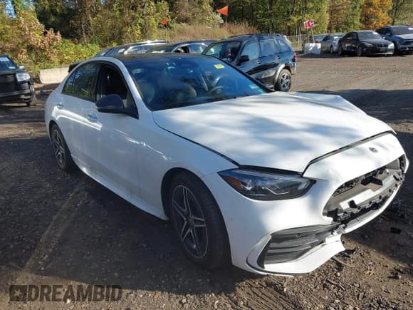 ✅ 2025 Mercedes-Benz C 300 • VIN: W1KAF4HB6SR241307 • Lot: 43523125. Wystawiony na IAAI z przebiegiem 3 069 mil. Bezpłatny archiwum sprzedaży aukcyjnych z USA i szczegółowy raport historii pojazdu na DreamBid. Zdjęcie 13.