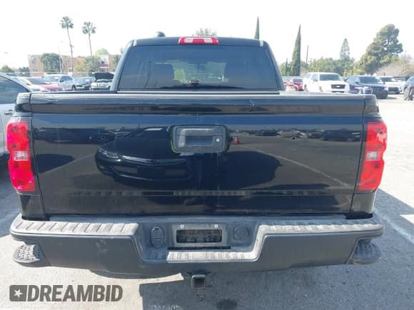 ✅ 2018 Chevrolet Silverado 1500 Work Truck • VIN: 3GCUKNEC6JG463656 • Лот: 41621657. Опубликован ранее на IAAI с пробегом 151 580 миль. Бесплатный доступ к архиву аукционных продаж из США и подробный отчёт об истории автомобиля на DreamBid. Изображение 16.