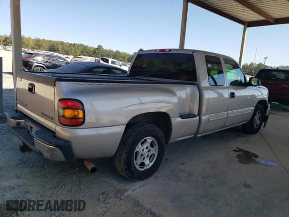 ✅ 2004 Chevrolet Silverado 1500 LS • VIN: 1GCEC19TX4Z316569 • Лот: 76896034. Опубликован ранее на Copart с пробегом 241 441 миль. Бесплатный доступ к архиву аукционных продаж из США и подробный отчёт об истории автомобиля на DreamBid. Изображение 3.
