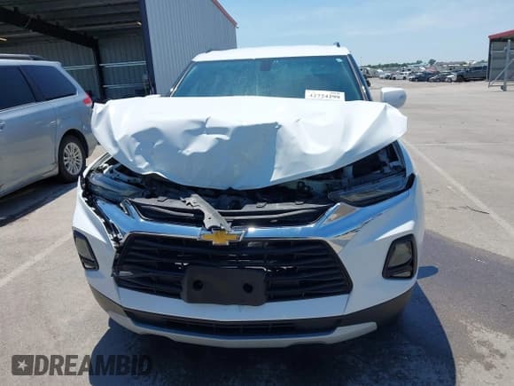 ✅ 2020 Chevrolet Blazer LT • VIN: 3GNKBHRS7LS566540 • Lot: 42724299. Listed on IAAI with 67,815 mi. Free auction sales archive from the USA and detailed vehicle history report at DreamBid. Image 12.