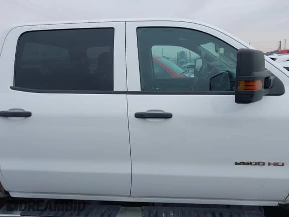 ✅ 2017 Chevrolet Silverado 2500HD Work Truck • VIN: 1GC1KUEY0HF210109 • Lot: 41416787. Listed on IAAI with 102,497 mi. Free auction sales archive from the USA and detailed vehicle history report at DreamBid. Image 13.