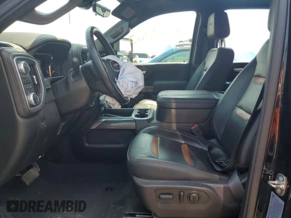 ✅ 2023 GMC Sierra 3500HD AT4 • VIN: 1GT49VEY6PF150690 • Лот: 59717005. Опубликован ранее на Copart с пробегом 50 759 миль. Бесплатный доступ к архиву аукционных продаж из США и подробный отчёт об истории автомобиля на DreamBid. Изображение 7.