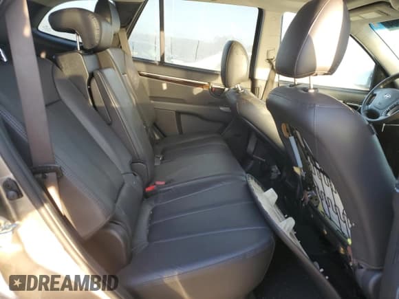 ✅ 2011 Hyundai Santa Fe Limited • VIN: 5XYZK4AG8BG054406 • Lot: 81667864. Listed on Copart with 90,403 mi. Free auction sales archive from the USA and detailed vehicle history report at DreamBid. Image 11.
