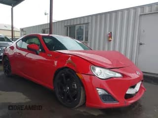 ✅ 2013 Scion FR-S • VIN: JF1ZNAA19D2732424 • Lot: 43747644. Wystawiony na IAAI z przebiegiem 80 964 mil. Bezpłatny archiwum sprzedaży aukcyjnych z USA i szczegółowy raport historii pojazdu na DreamBid. Zdjęcie 1.