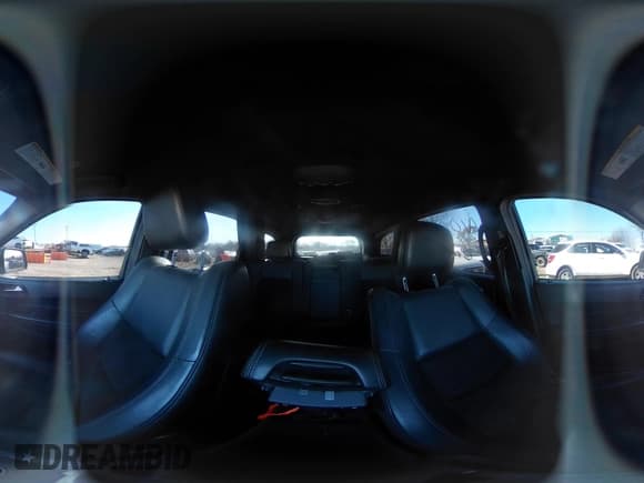 ✅ 2021 Dodge Durango GT Plus • VIN: 1C4RDHDG0MC608073 • Lot: 43677471. Wystawiony na IAAI z przebiegiem 102 289 mil. Bezpłatny archiwum sprzedaży aukcyjnych z USA i szczegółowy raport historii pojazdu na DreamBid. Zdjęcie 19.