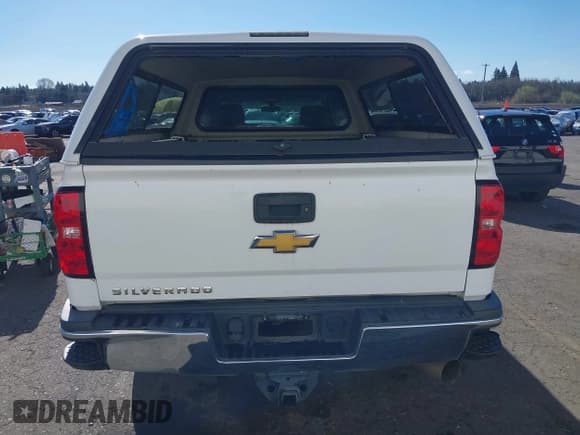 ✅ 2015 Chevrolet Silverado 2500HD Work Truck • VIN: 1GC1KUE82FF515348 • Lot: 41744220. Listed on IAAI with 163,309 mi. Free auction sales archive from the USA and detailed vehicle history report at DreamBid. Image 16.