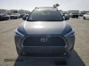 ✅ 2022 Toyota Corolla Cross XLE • VIN: 7MUDAAAG0NV030559 • Lot: 54075315. Listed on Copart with 28,557 mi. Free auction sales archive from the USA and detailed vehicle history report at DreamBid. Image 5.