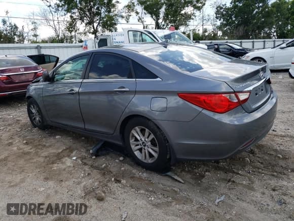 ✅ 2012 Hyundai Sonata GLS • VIN: 5NPEB4AC3CH406748 • Lot: 65953054. Listed on Copart with 221,728 mi. Free auction sales archive from the USA and detailed vehicle history report at DreamBid. Image 2.