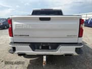 ✅ 2020 Chevrolet Silverado 1500 Custom • VIN: 1GCPWBEF6LZ260957 • Lot: 61503355. Wystawiony na Copart z przebiegiem 107 929 mil. Bezpłatny archiwum sprzedaży aukcyjnych z USA i szczegółowy raport historii pojazdu na DreamBid. Zdjęcie 6.