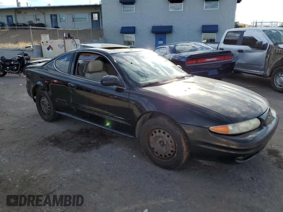 ✅ 1999 Oldsmobile Alero GLS • VIN: 1G3NF12E12C315765 • Лот: 63502994. Опубликован ранее на Copart с пробегом Не указан. Бесплатный доступ к архиву аукционных продаж из США и подробный отчёт об истории автомобиля на DreamBid. Изображение 4.