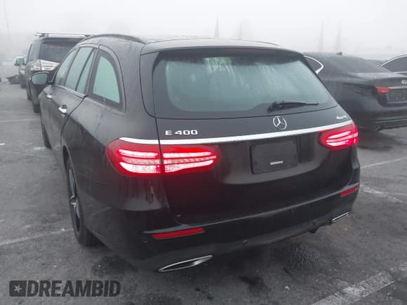 ✅ 2018 Mercedes-Benz E 400 • VIN: WDDZH6GB5JA430425 • Лот: 41624665. Опубликован ранее на IAAI с пробегом 81 100 миль. Бесплатный доступ к архиву аукционных продаж из США и подробный отчёт об истории автомобиля на DreamBid. Изображение 16.