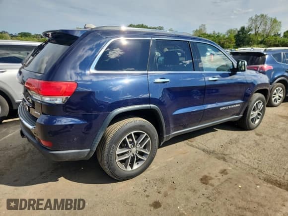 ✅ 2017 Jeep Grand Cherokee Limited 75th Anniversary • VIN: 1C4RJFBT5HC622439 • Лот: 71648405. Опубликован ранее на Copart с пробегом 18 173 миль. Бесплатный доступ к архиву аукционных продаж из США и подробный отчёт об истории автомобиля на DreamBid. Изображение 3.