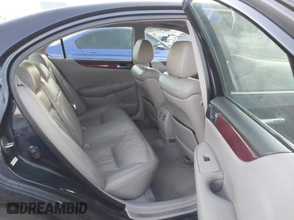 ✅ 2002 Lexus ES 300 • VIN: JTHBF30GX20075778 • Lot: 43899211. Listed on IAAI with 136,125 mi. Free auction sales archive from the USA and detailed vehicle history report at DreamBid. Image 8.