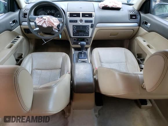 ✅ 2008 Mercury Milan Premier • VIN: 3MEHM08ZX8R638535 • Лот: 68727435. Опубликован ранее на Copart с пробегом 189 208 миль. Бесплатный доступ к архиву аукционных продаж из США и подробный отчёт об истории автомобиля на DreamBid. Изображение 8.