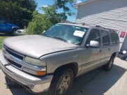 ✅ 2004 Chevrolet Suburban LT • VIN: 1GNFK16Z24J154314 • Lot: 42462404. Listed on IAAI with 275,938 mi. Free auction sales archive from the USA and detailed vehicle history report at DreamBid. Image 2.