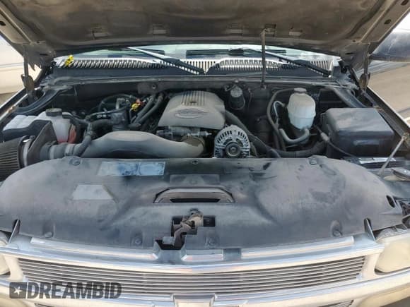 ✅ 2005 Chevrolet Suburban LT • VIN: 3GNEC16Z95G257855 • Лот: 61812335. Опубликован ранее на Copart с пробегом 188 511 миль. Бесплатный доступ к архиву аукционных продаж из США и подробный отчёт об истории автомобиля на DreamBid. Изображение 12.