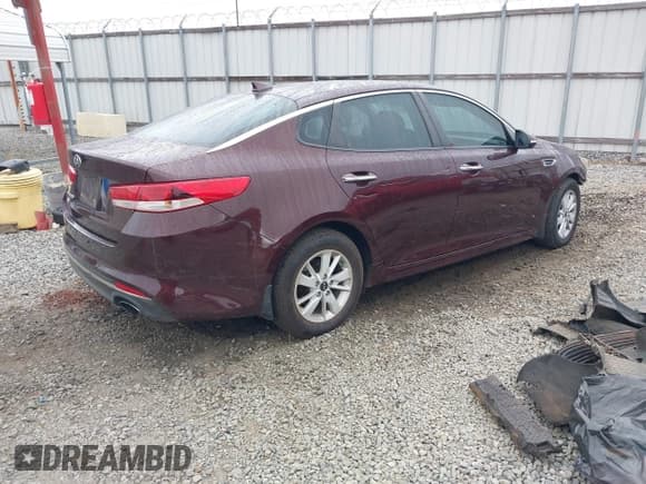 ✅ 2018 Kia Optima LX • VIN: 5XXGT4L35JG227719 • Lot: 43559744. Listed on IAAI with 160,252 mi. Free auction sales archive from the USA and detailed vehicle history report at DreamBid. Image 4.