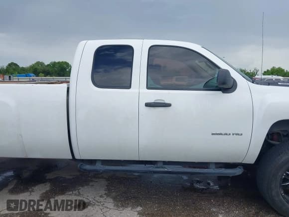 ✅ 2013 Chevrolet Silverado 2500HD Work Truck • VIN: 1GC2KVCG3DZ291362 • Lot: 42687033. Listed on IAAI with 324,162 mi. Free auction sales archive from the USA and detailed vehicle history report at DreamBid. Image 13.