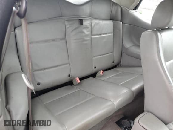 ✅ 2002 Volkswagen Cabriolet GLX • VIN: 3VWDC21V32M806698 • Лот: 58577525. Опубликован ранее на Copart с пробегом 111 953 миль. Бесплатный доступ к архиву аукционных продаж из США и подробный отчёт об истории автомобиля на DreamBid. Изображение 10.