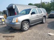 ✅ 2007 GMC Yukon SLE • VIN: 1GKFK13077R263165 • Лот: 42934808. Опубликован ранее на IAAI с пробегом 219 664 миль. Бесплатный доступ к архиву аукционных продаж из США и подробный отчёт об истории автомобиля на DreamBid. Изображение 2.