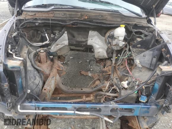 ✅ 2005 Dodge 2500 ST • VIN: 3D7KS26D55G826098 • Lot: 52813795. Wystawiony na Copart z przebiegiem Nie podano. Bezpłatny archiwum sprzedaży aukcyjnych z USA i szczegółowy raport historii pojazdu na DreamBid. Zdjęcie 11.