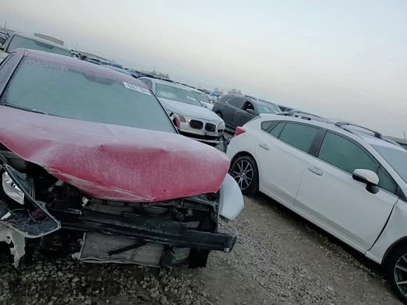 ✅ 2016 Hyundai Veloster Turbo • VIN: KMHTC6AE1GU254770 • Lot: 83377024. Wystawiony na Copart z przebiegiem Nie podano. Bezpłatny archiwum sprzedaży aukcyjnych z USA i szczegółowy raport historii pojazdu na DreamBid. Zdjęcie 11.