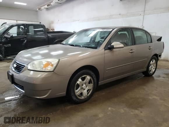2007 Chevrolet Malibu 2LT with VIN 1G1ZT58N07F308524, listed as a Copart auction lot 74910004 with 140,246 mi miles and Clean title. Bid and sale history available at DreamBid. Image 1.