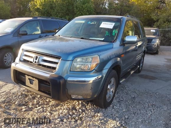 ✅ 2006 Honda Pilot EX-L • VIN: 5FNYF28606B006560 • Lot: 43682890. Wystawiony na IAAI z przebiegiem 234 688 mil. Bezpłatny archiwum sprzedaży aukcyjnych z USA i szczegółowy raport historii pojazdu na DreamBid. Zdjęcie 2.