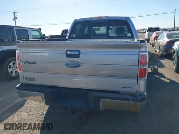 ✅ 2011 Ford F-150 XLT • VIN: 1FTFW1EF9BFB56131 • Lot: 43915963. Listed on IAAI with 166,698 mi. Free auction sales archive from the USA and detailed vehicle history report at DreamBid. Image 16.