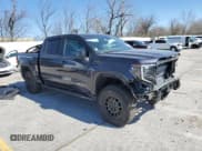 ✅ 2025 GMC Sierra 1500 AT4X • VIN: 3GTUUFEL0SG205375 • Лот: 48553145. Опубликован ранее на Copart с пробегом 1 326 миль. Бесплатный доступ к архиву аукционных продаж из США и подробный отчёт об истории автомобиля на DreamBid. Изображение 4.