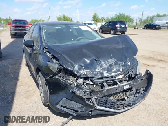 ✅ 2017 Chevrolet Cruze LS • VIN: 1G1BC5SM4H7221982 • Lot: 43551542. Listed on IAAI with 83,751 mi. Free auction sales archive from the USA and detailed vehicle history report at DreamBid. Image 6.