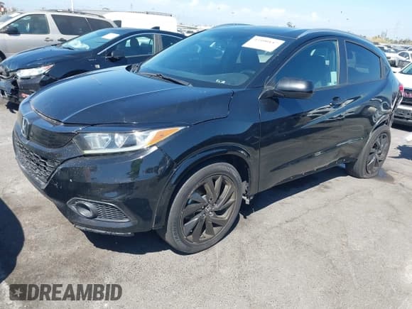 ✅ 2021 Honda HR-V Sport • VIN: 3CZRU5H18MM709651 • Lot: 43100147. Wystawiony na IAAI z przebiegiem 126 378 mil. Bezpłatny archiwum sprzedaży aukcyjnych z USA i szczegółowy raport historii pojazdu na DreamBid. Zdjęcie 2.